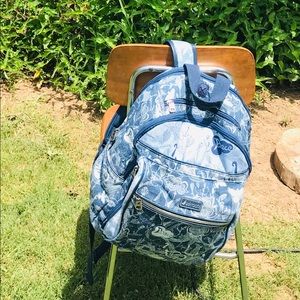 A  Sakroot’s backpack